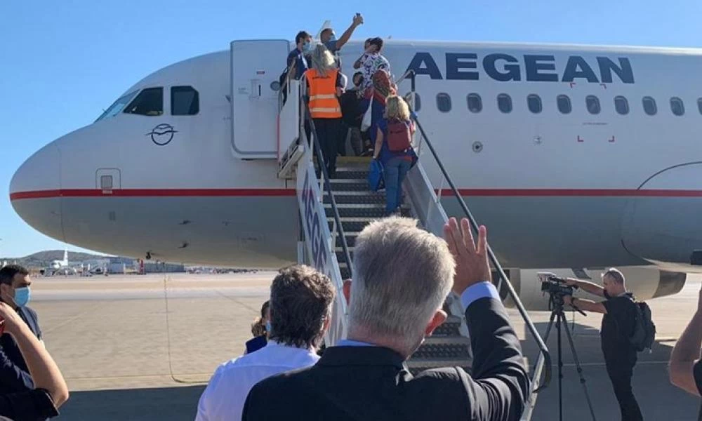 Για τη Γερμανία αναχώρησαν 121 μετανάστες με προβλήματα υγείας